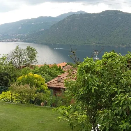 Aurora Daire Pettenasco