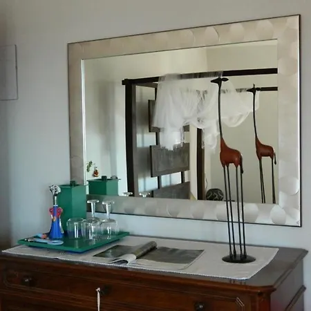 Aurora Daire Pettenasco